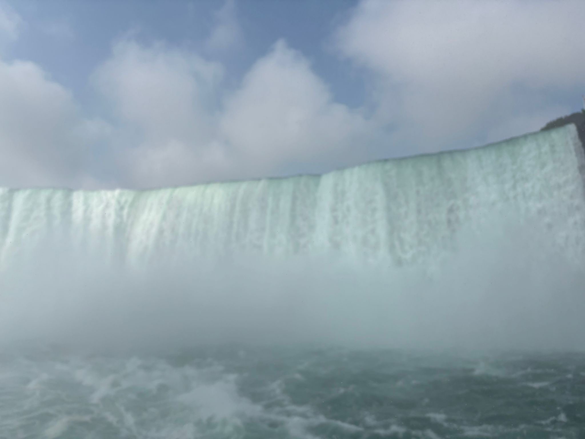 bf91a00b-3fb5-4c20-a4f0-2b4c61161c2c Image of the Niagara Falls: Canada side